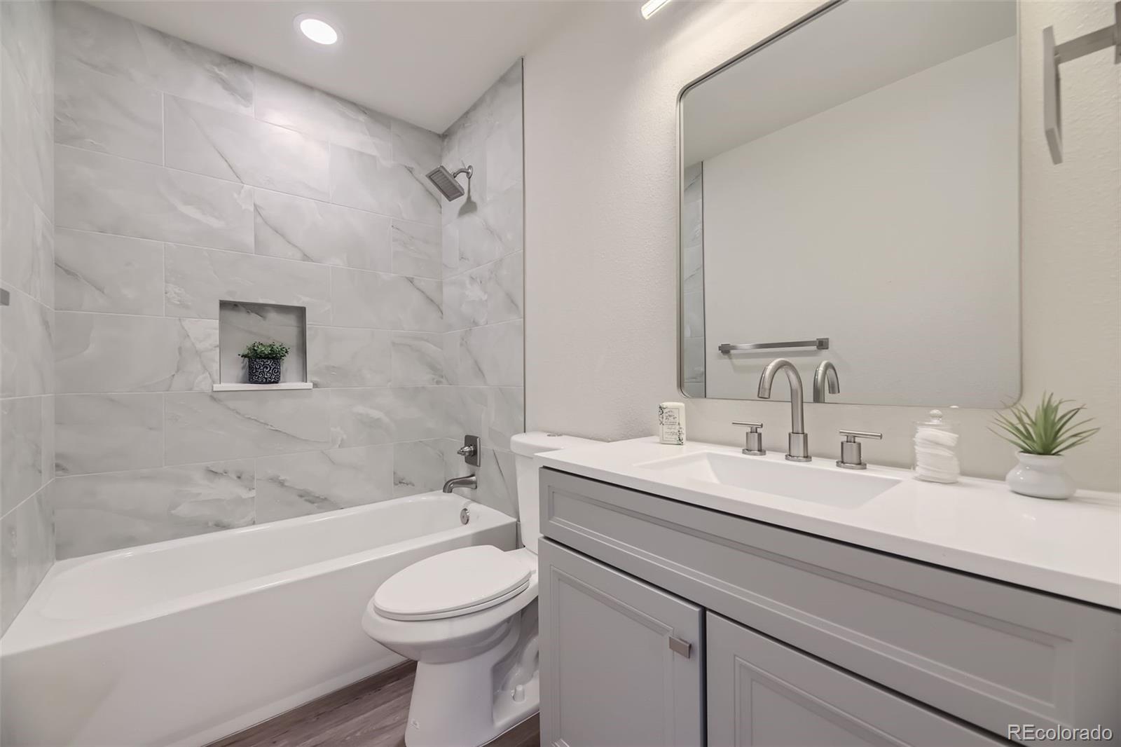 4665 South Raleigh Street Denver, CO 80236 - Photo 25 of 40 Gallery Image 25