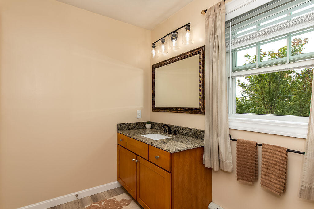 8 Goodwin Street, Unit B Berwick, ME 03901 - Photo 19 of 45 _DSC1121