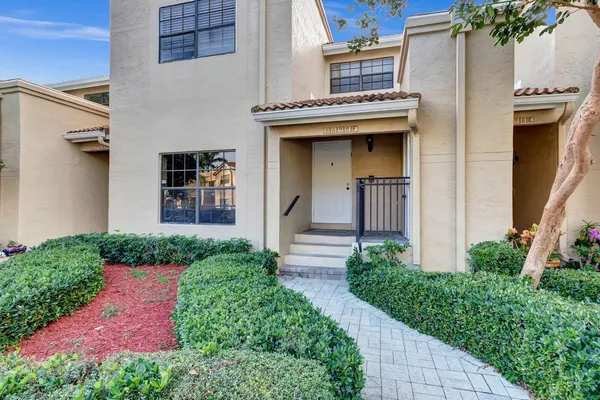$2,500 | 6698 Montego Bay Boulevard, Unit F, Boca Raton, FL 33433