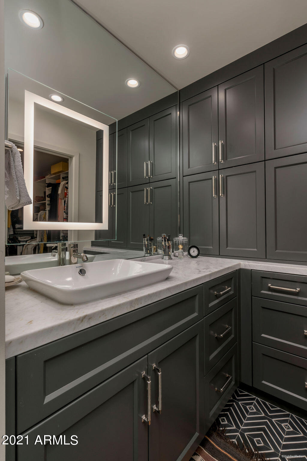 4434 East Camelback Road, Unit 131 Phoenix, AZ 85018 - Photo 20 of 22 HRM1392
