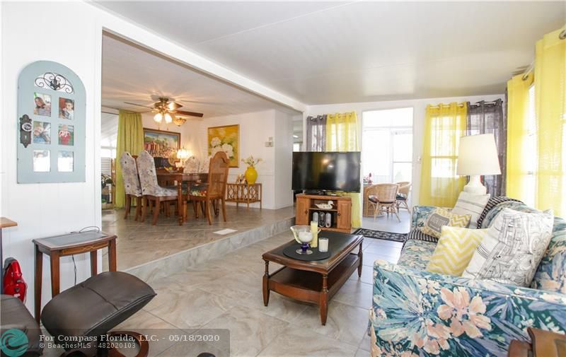 8630 Southwest 18th Place Davie, FL 33324 - Photo 13 of 58