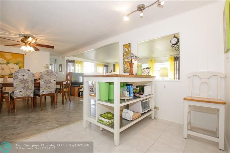 8630 Southwest 18th Place Davie, FL 33324 - Photo 25 of 58