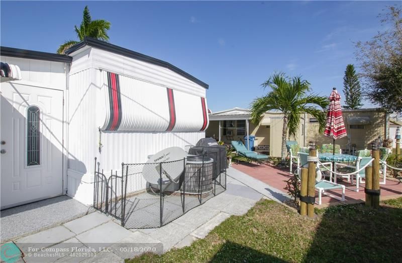 8630 Southwest 18th Place Davie, FL 33324 - Photo 39 of 58