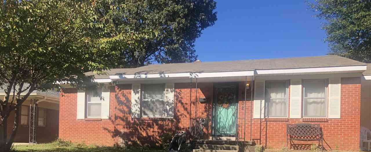 4902 Sea Isle Road Memphis, TN 38117 - Photo 2 of 17