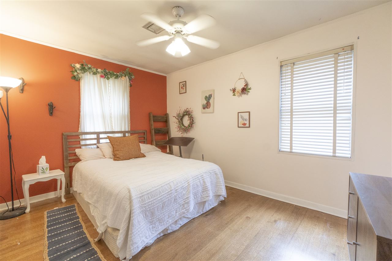 4902 Sea Isle Road Memphis, TN 38117 - Photo 10 of 17