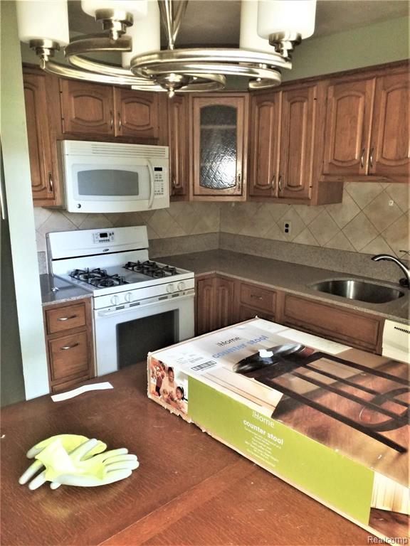 48800 West Ranch Drive Chesterfield, MI 48051 - Photo 4 of 6