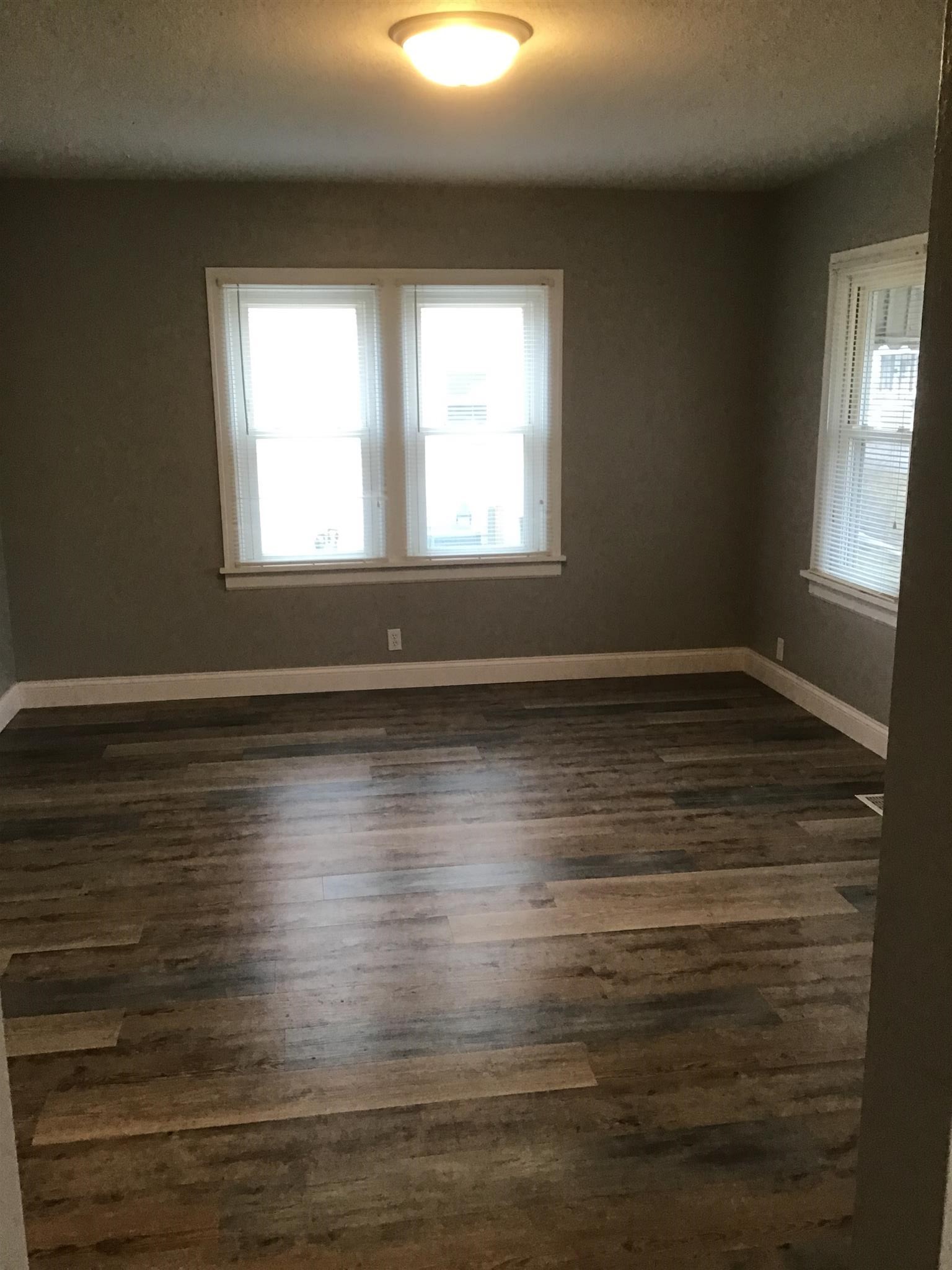 127 South 11th Street Decatur, IN 46733 - Photo 2 of 18
