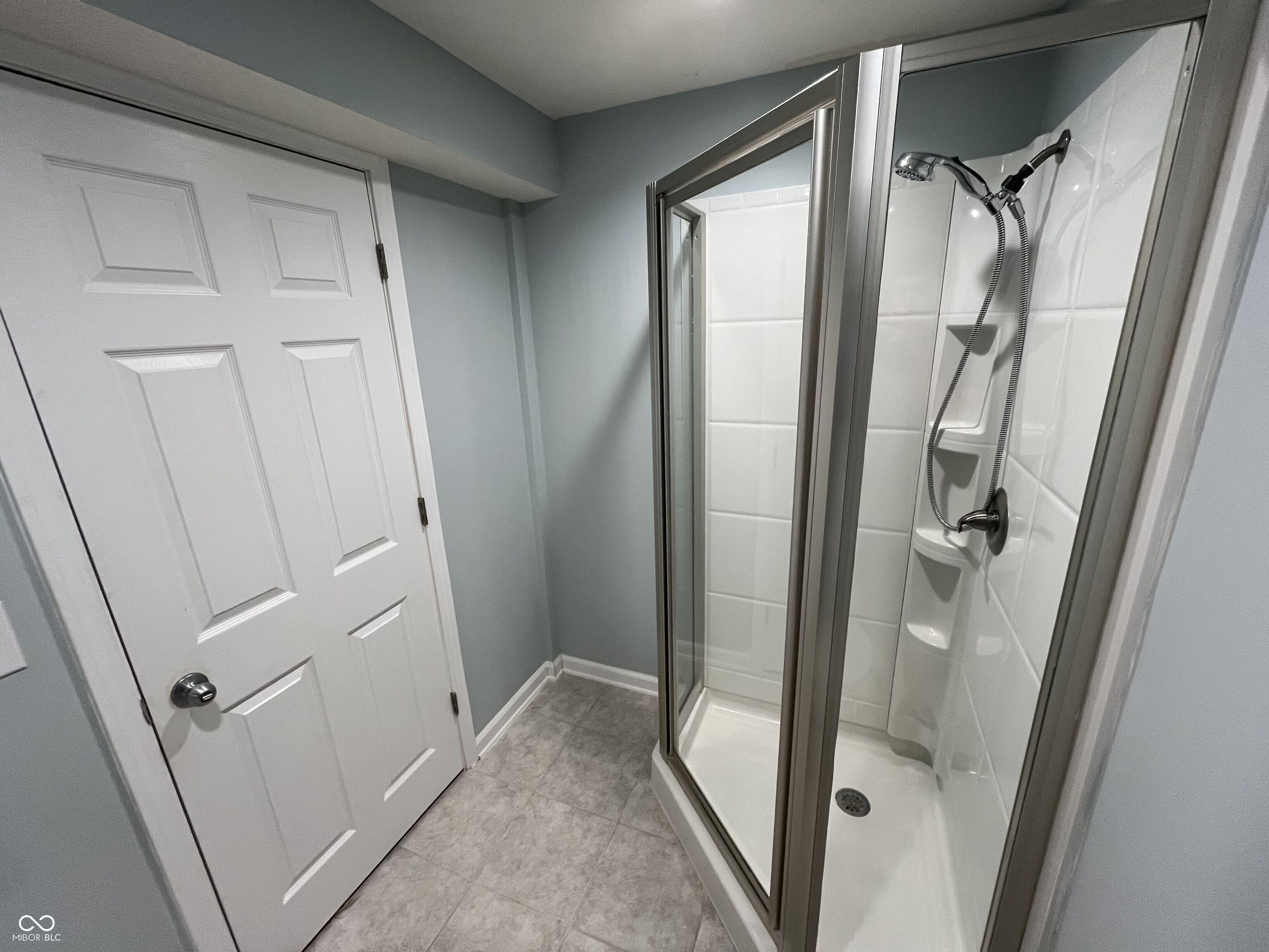 11287 Reflection Point Drive Fishers, IN 46037 - Photo 27 of 31 Gallery Image 27