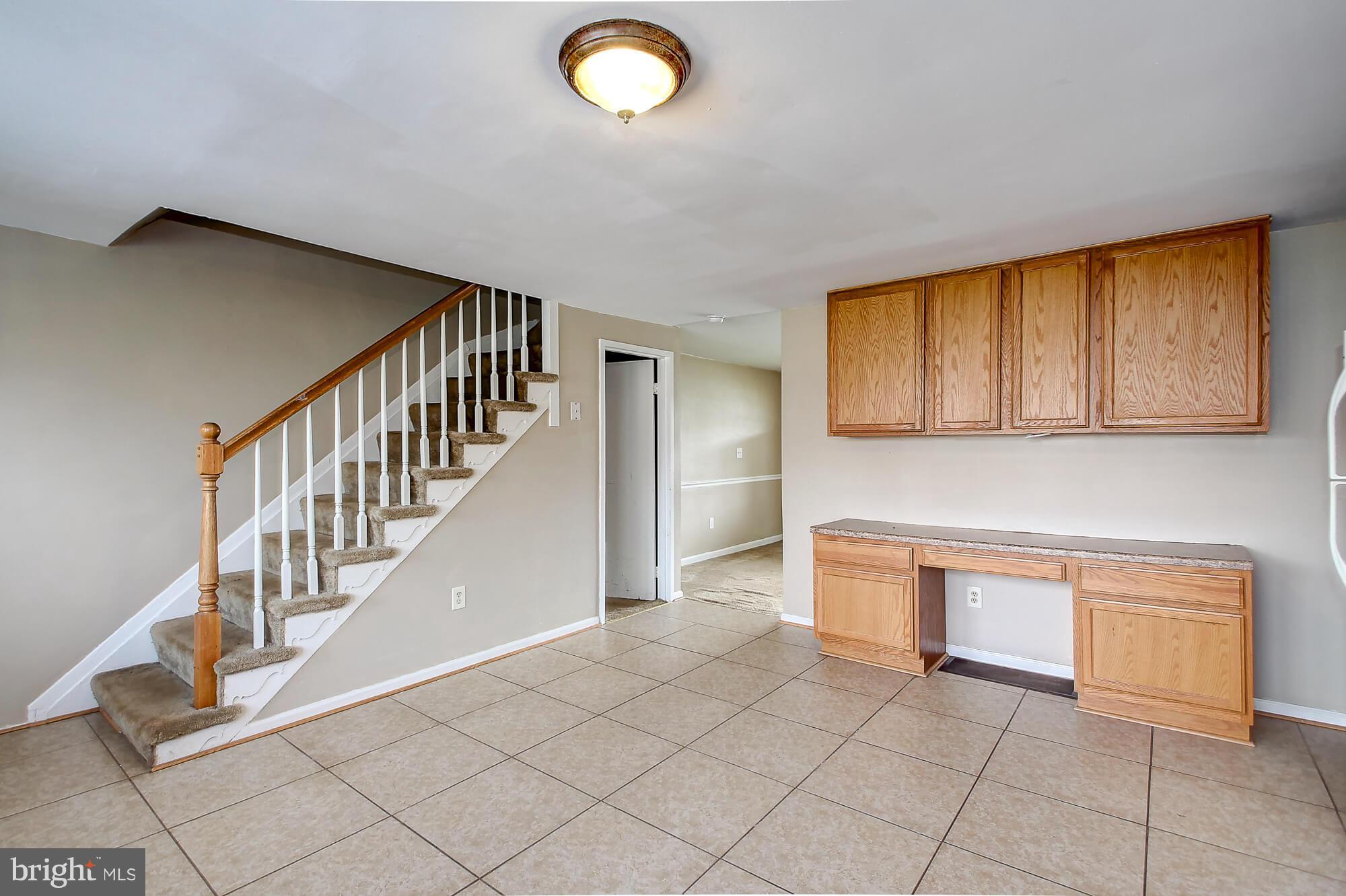 8036 Wynbrook Road Baltimore, MD 21224 - Photo 5 of 30 a view of entryway and hall