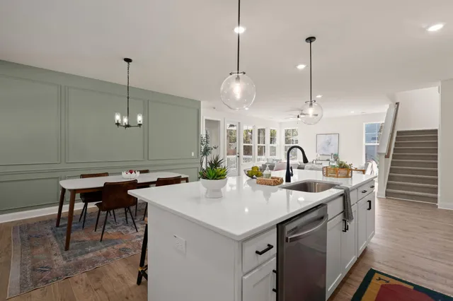 $774,900 | 5706 Barbary Coast Road, Hollywood, SC 29449