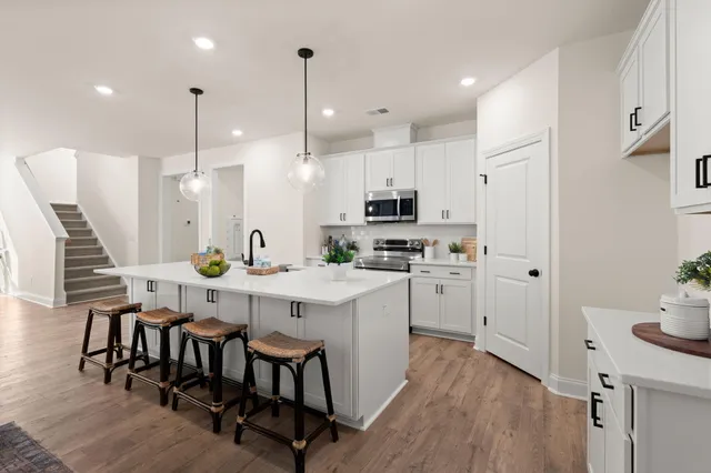 $774,900 | 5706 Barbary Coast Road, Hollywood, SC 29449