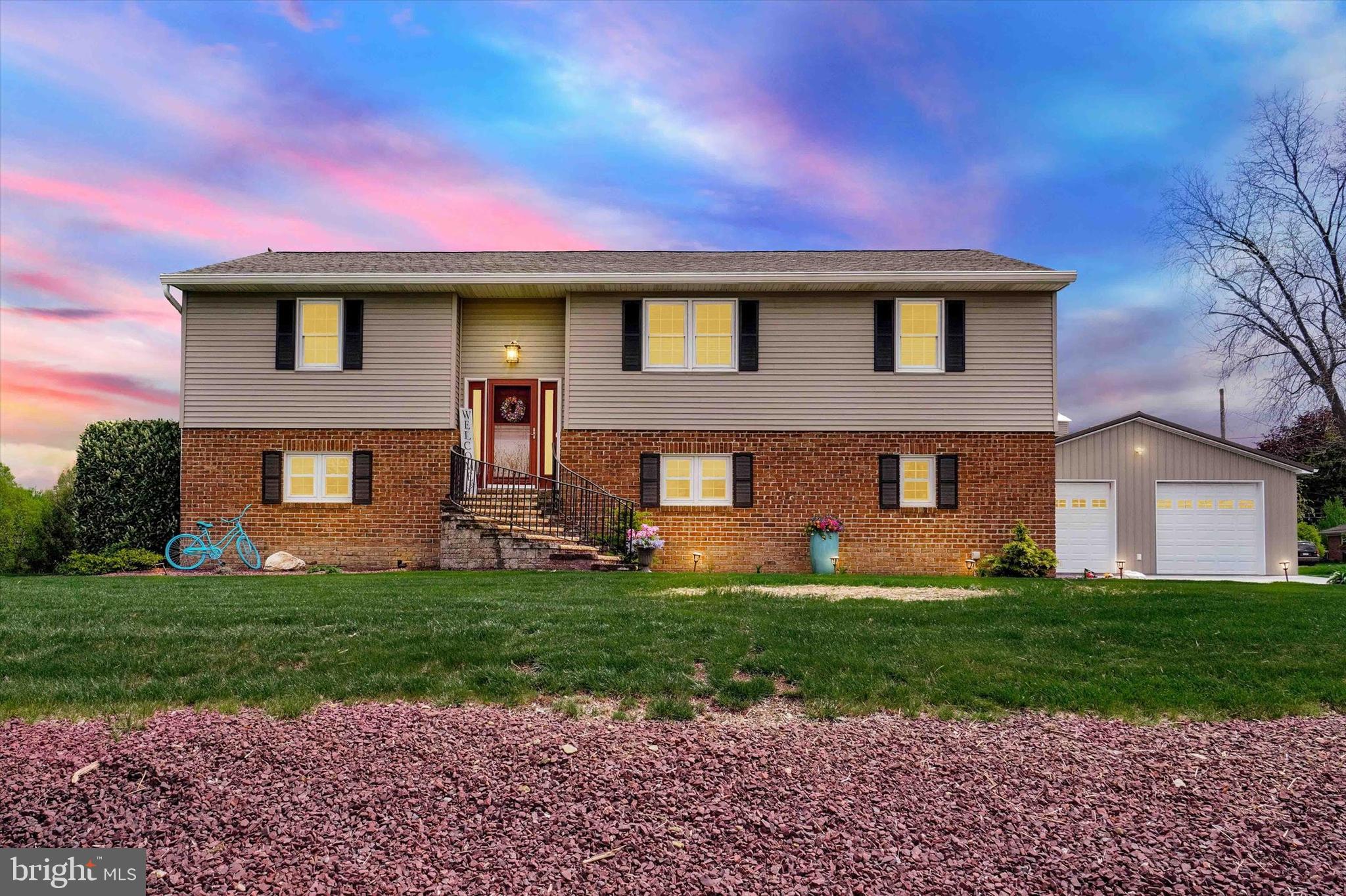 310 Dew Drop Road York, PA 17402 - Photo 1 of 32