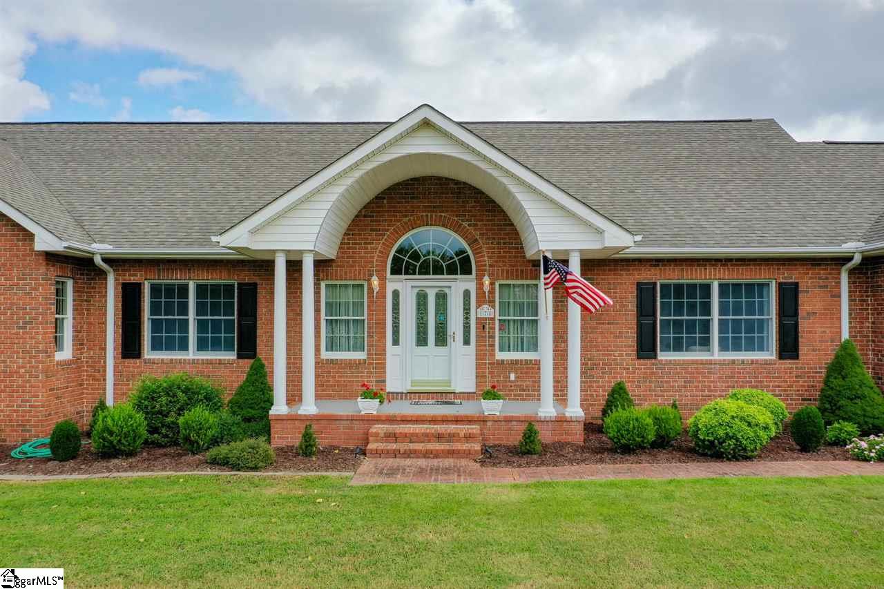 178 League Road Simpsonville, SC 29681 - Photo 2 of 36 Gallery Image 2