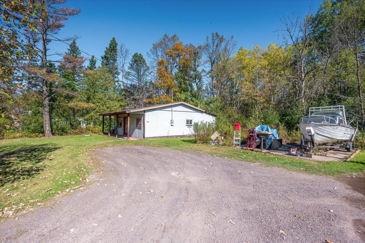6028 Highway 35 Superior, WI 54880 - Photo 11 of 15
