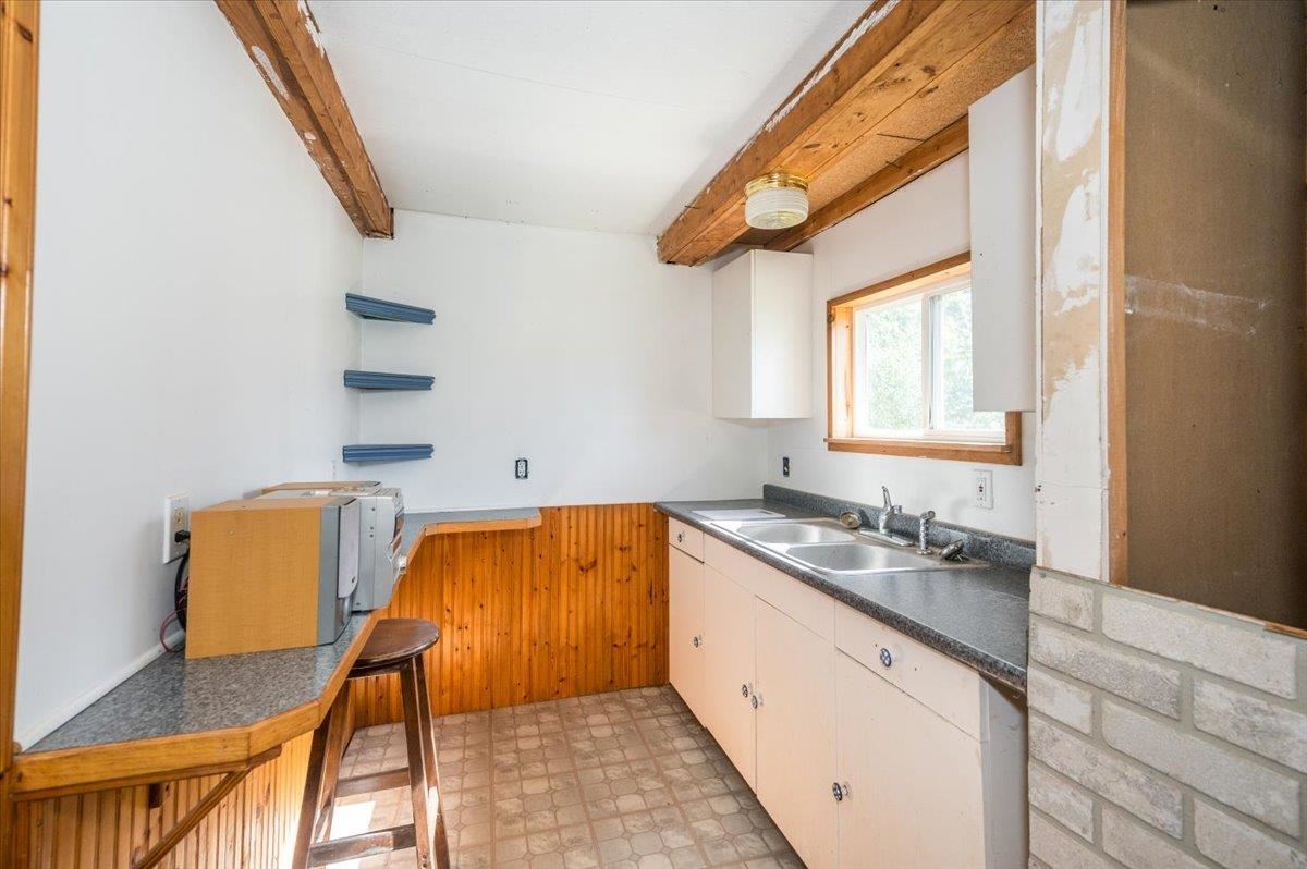 6028 Highway 35 Superior, WI 54880 - Photo 8 of 15