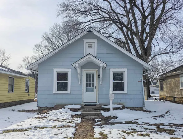 $59,900 | 2615 South 8th Street, Terre Haute, IN 47802