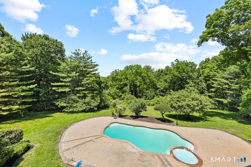 187 Talcott Notch Road Farmington, CT 06032 - Photo 28 of 40