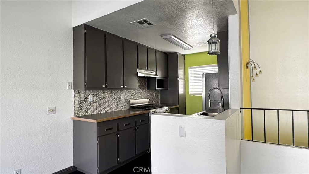 24316 Sylvan Glen Road, Unit G Diamond Bar, CA 91765 - Photo 7 of 22