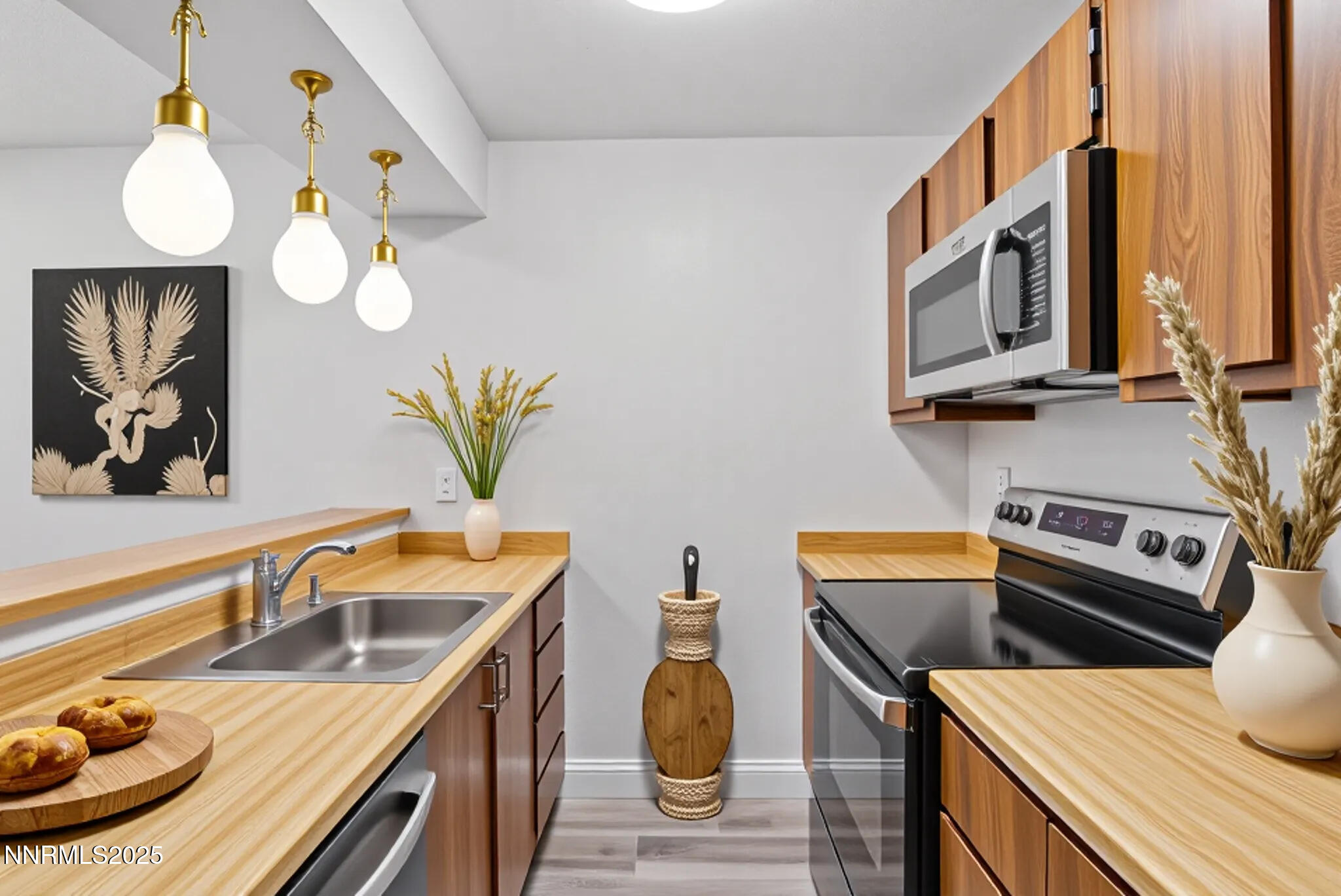 Kitchen collov-ai_20250705120409_t50uht