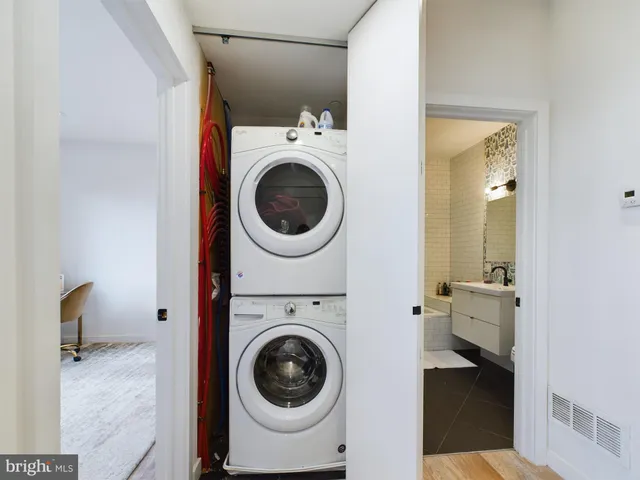 $4,250 | 1114 Shackamaxon Street, Unit 4, Philadelphia, PA 19125