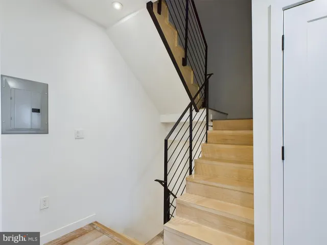 $4,250 | 1114 Shackamaxon Street, Unit 4, Philadelphia, PA 19125