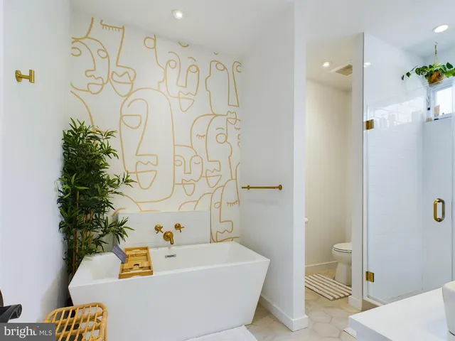 $4,250 | 1114 Shackamaxon Street, Unit 4, Philadelphia, PA 19125