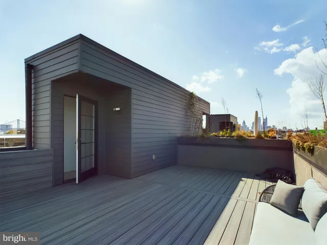 $4,250 | 1114 Shackamaxon Street, Unit 4, Philadelphia, PA 19125