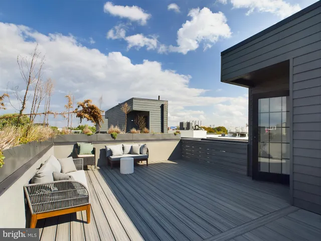 $4,250 | 1114 Shackamaxon Street, Unit 4, Philadelphia, PA 19125