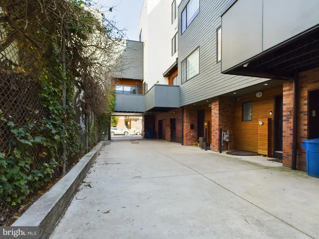 $4,250 | 1114 Shackamaxon Street, Unit 4, Philadelphia, PA 19125