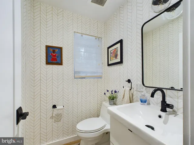 $4,250 | 1114 Shackamaxon Street, Unit 4, Philadelphia, PA 19125