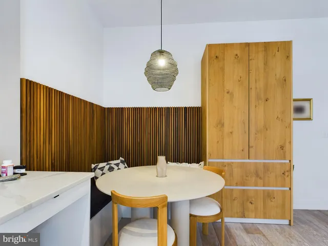 $4,250 | 1114 Shackamaxon Street, Unit 4, Philadelphia, PA 19125