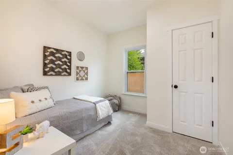 $574,999 | 8416 Duncan Avenue South, Seattle, WA 98118