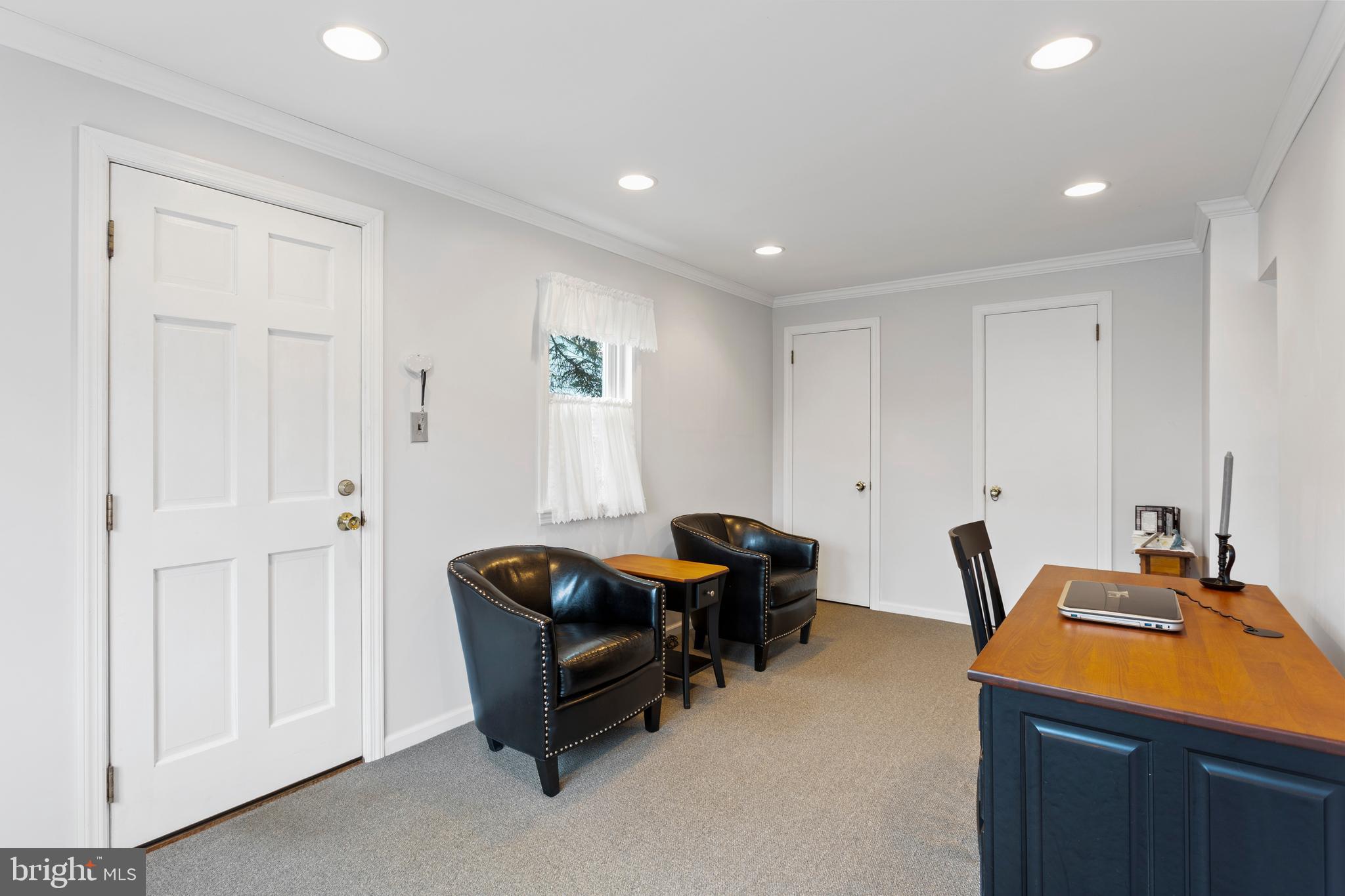 24 West Greenhill Road Broomall, PA 19008 - Photo 9 of 23 1st Floor Bonus Room for Office or Tv Room