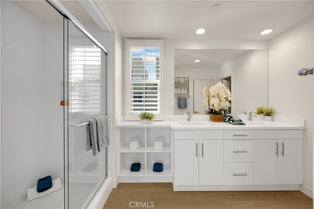 269 Magnet Irvine, CA 92618 - Photo 27 of 61 a bathroom with a sink and a mirror