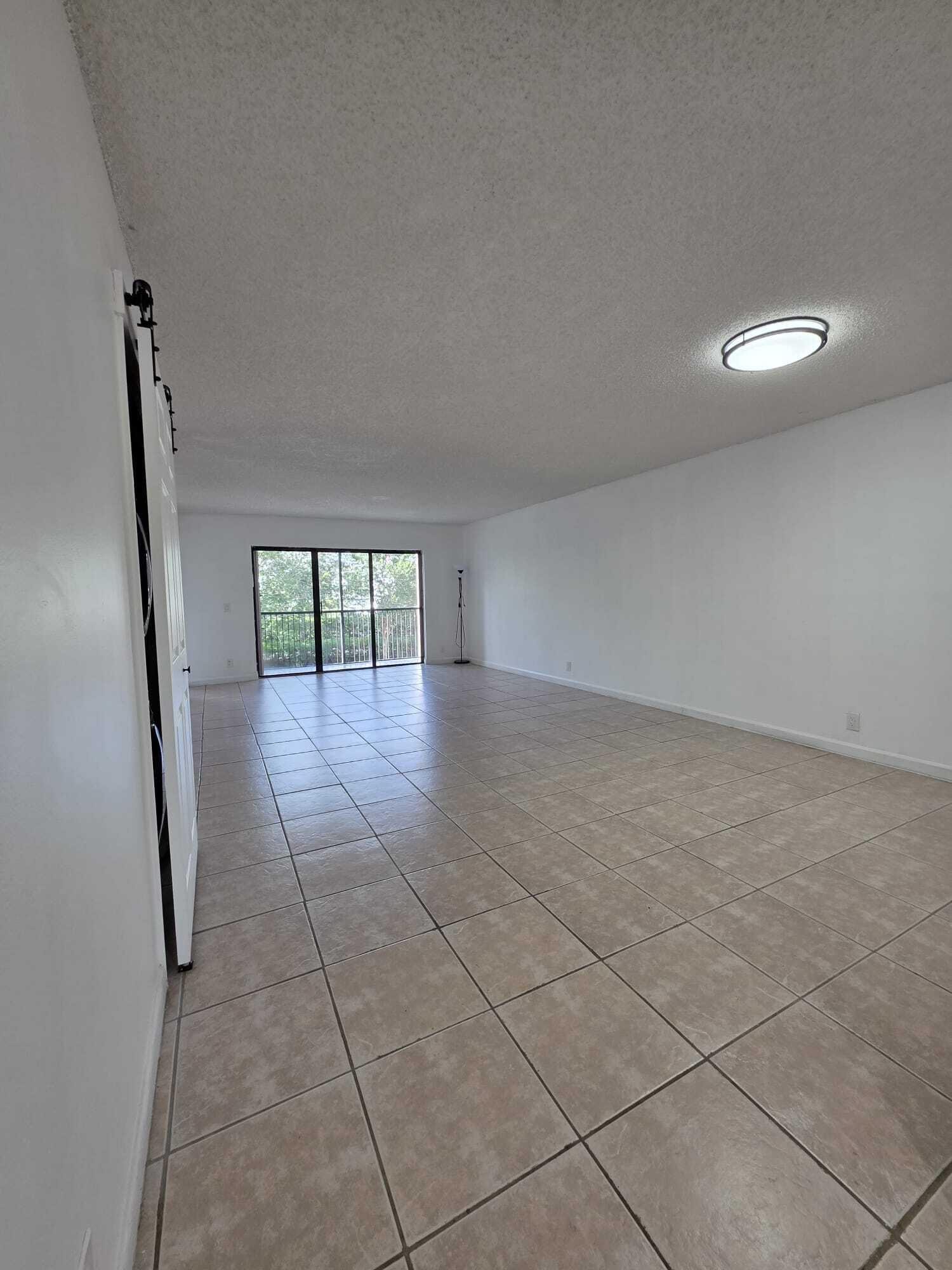 390 Racquet Club Road Weston, FL 33326 - Photo 19 of 29 WhatsApp Image 2026-07-09 at 8.39.17 PM