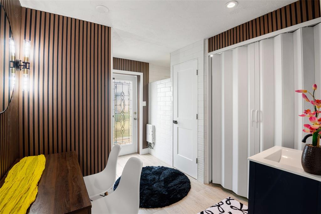 4149 Darlington Road Holiday, FL 34691 - Photo 29 of 34 a bedroom with a bed and a window