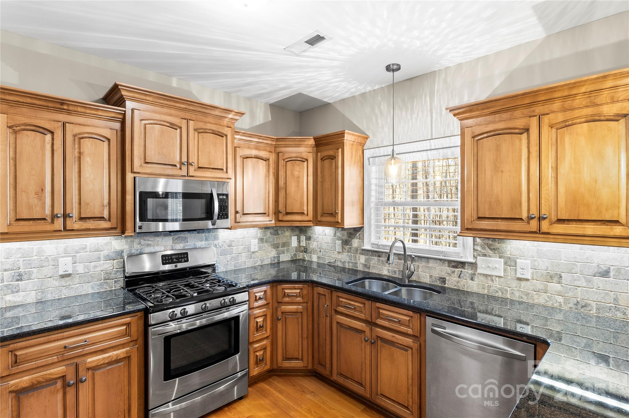 3334 Cloninger Road Dallas, NC 28034 - Photo 18 of 47