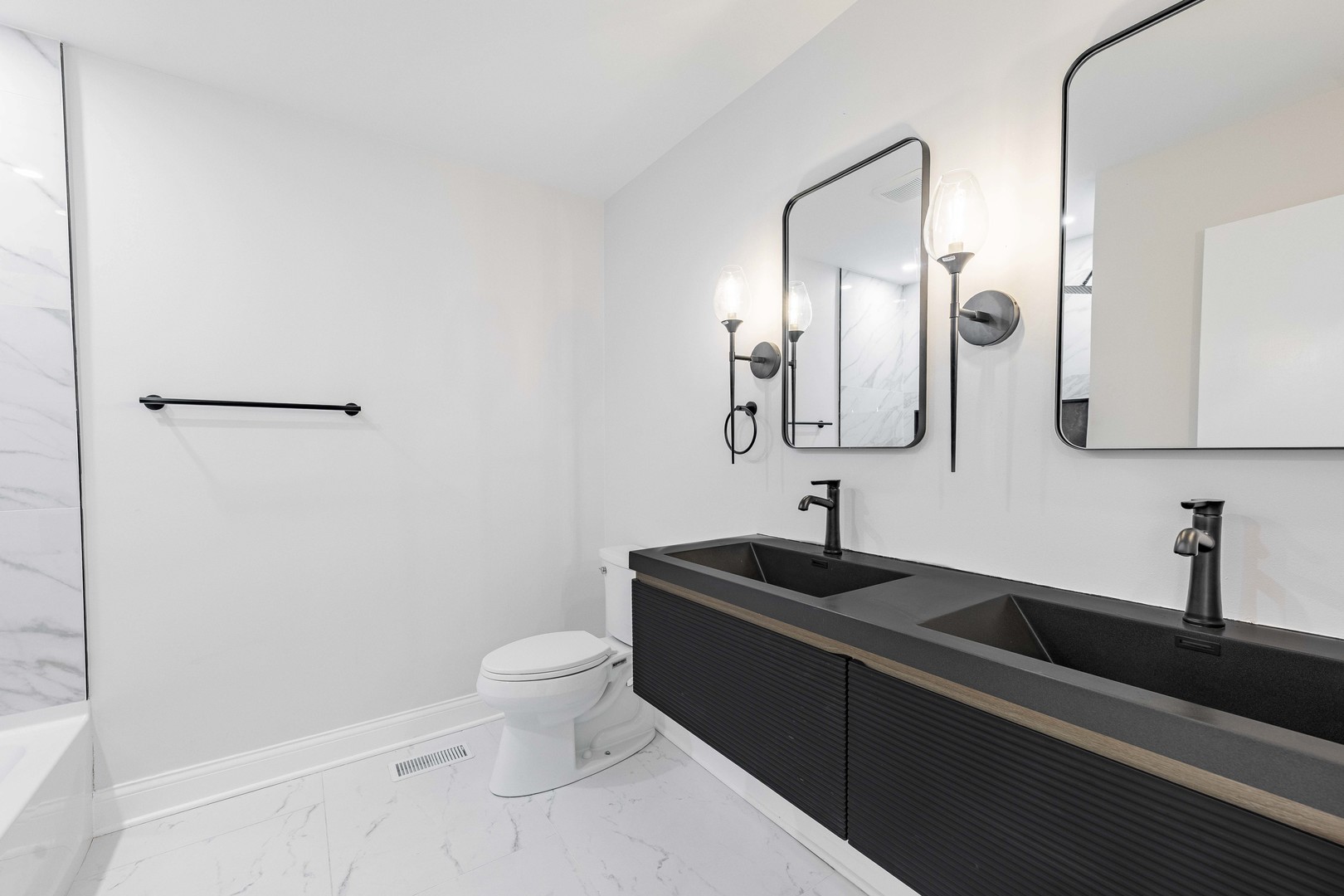 5S254 Middle Road Naperville, IL 60563 - Photo 27 of 46