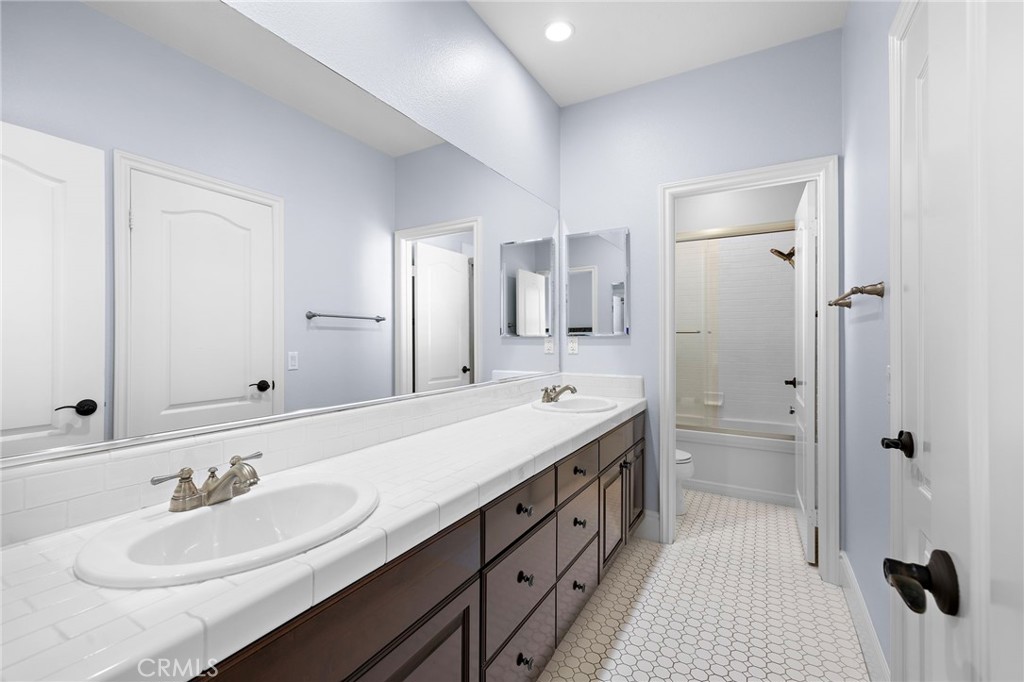 5 Cambridge Road Ladera Ranch, CA 92694 - Photo 29 of 56