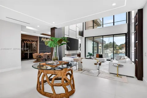 $13,995,000 | 700 Southwest 12th Avenue, Fort Lauderdale, FL 33312