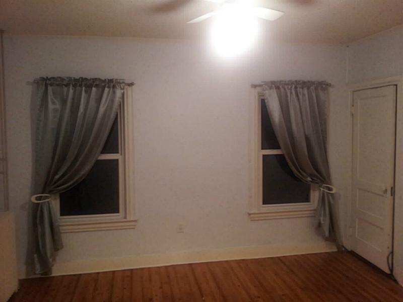 11 Prescott Hall Road Newport, RI 02840 - Photo 3 of 9 Living Room. 1st floor