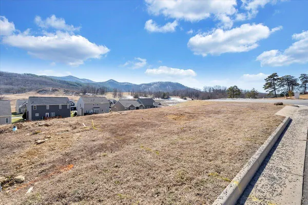 $180,000 | Lot 6 East Main Street, Salem, VA 24153