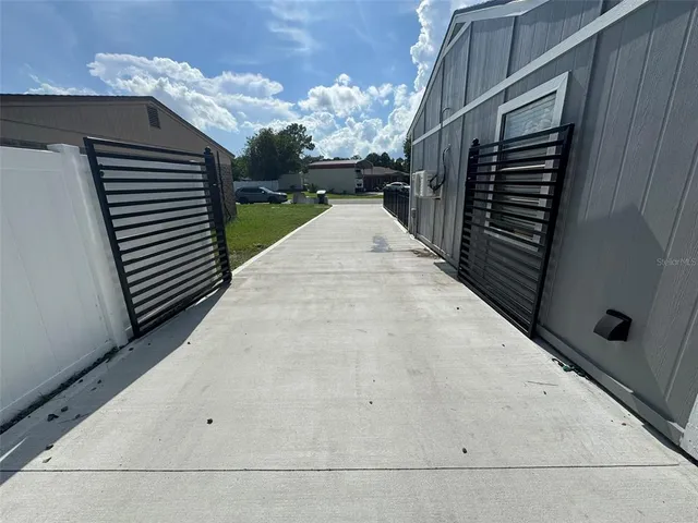 a view of outdoor space