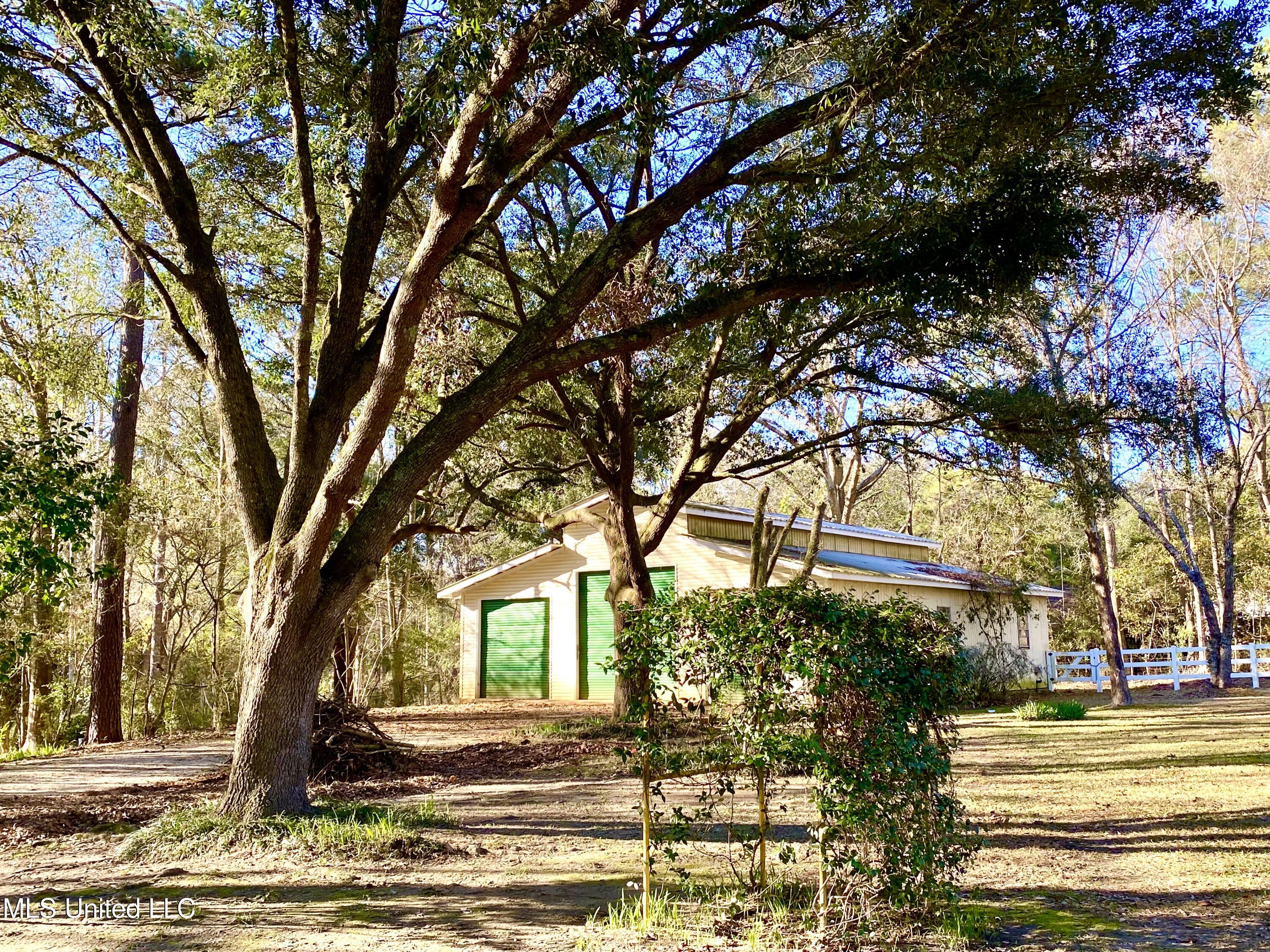 18 Point View Drive Carriere, MS 39426 - Photo 15 of 20 15, IMG_8269