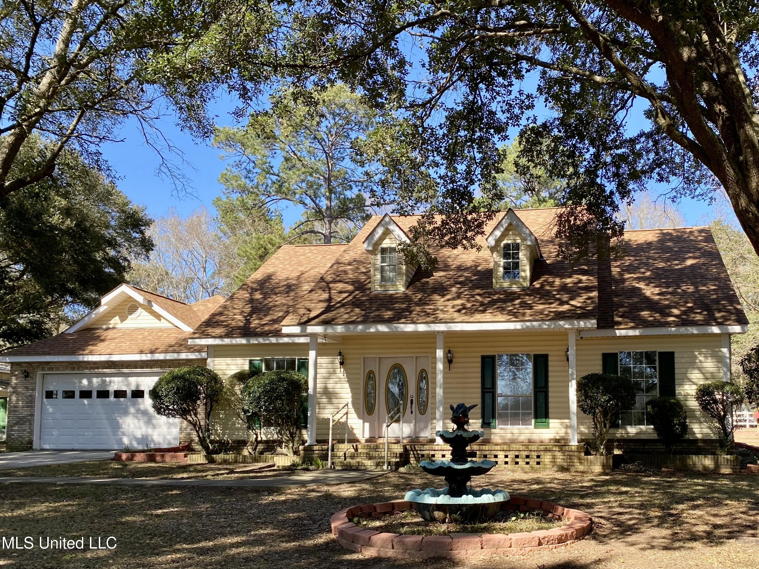 18 Point View Drive Carriere, MS 39426 - Photo 2 of 20 2, IMG_8294