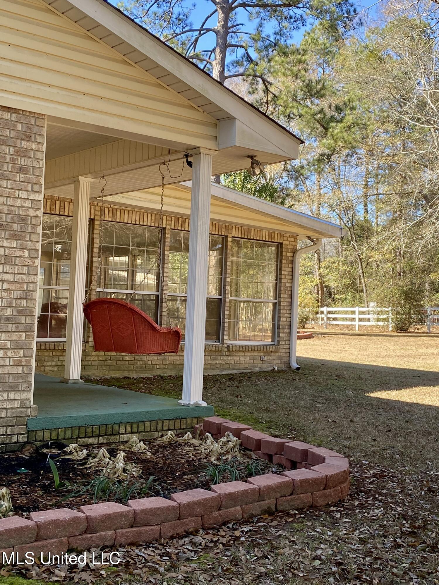 18 Point View Drive Carriere, MS 39426 - Photo 5 of 20 5, IMG_8297