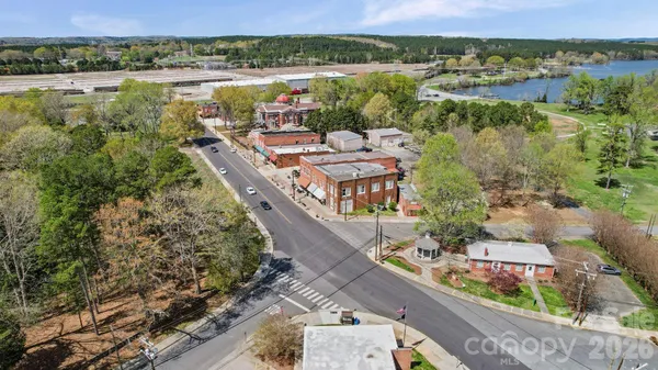 $179,900 | 709 Sherman Street, Badin, NC 28001