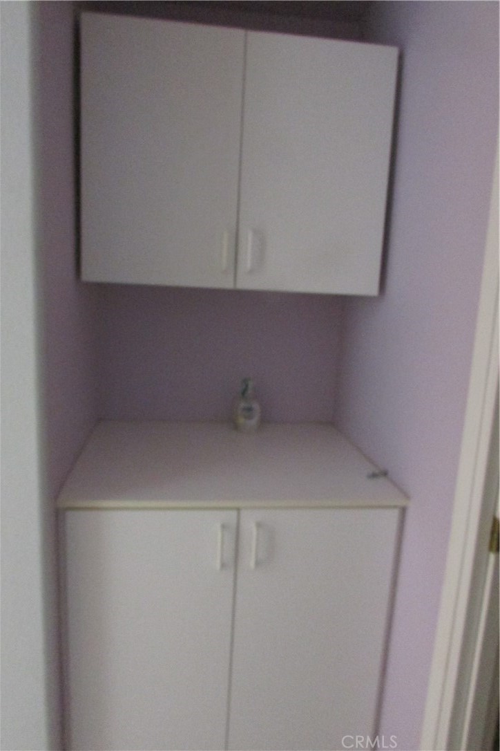 78281 Bovee Circle Palm Desert, CA 92211 - Photo 33 of 38 a close view of utility room