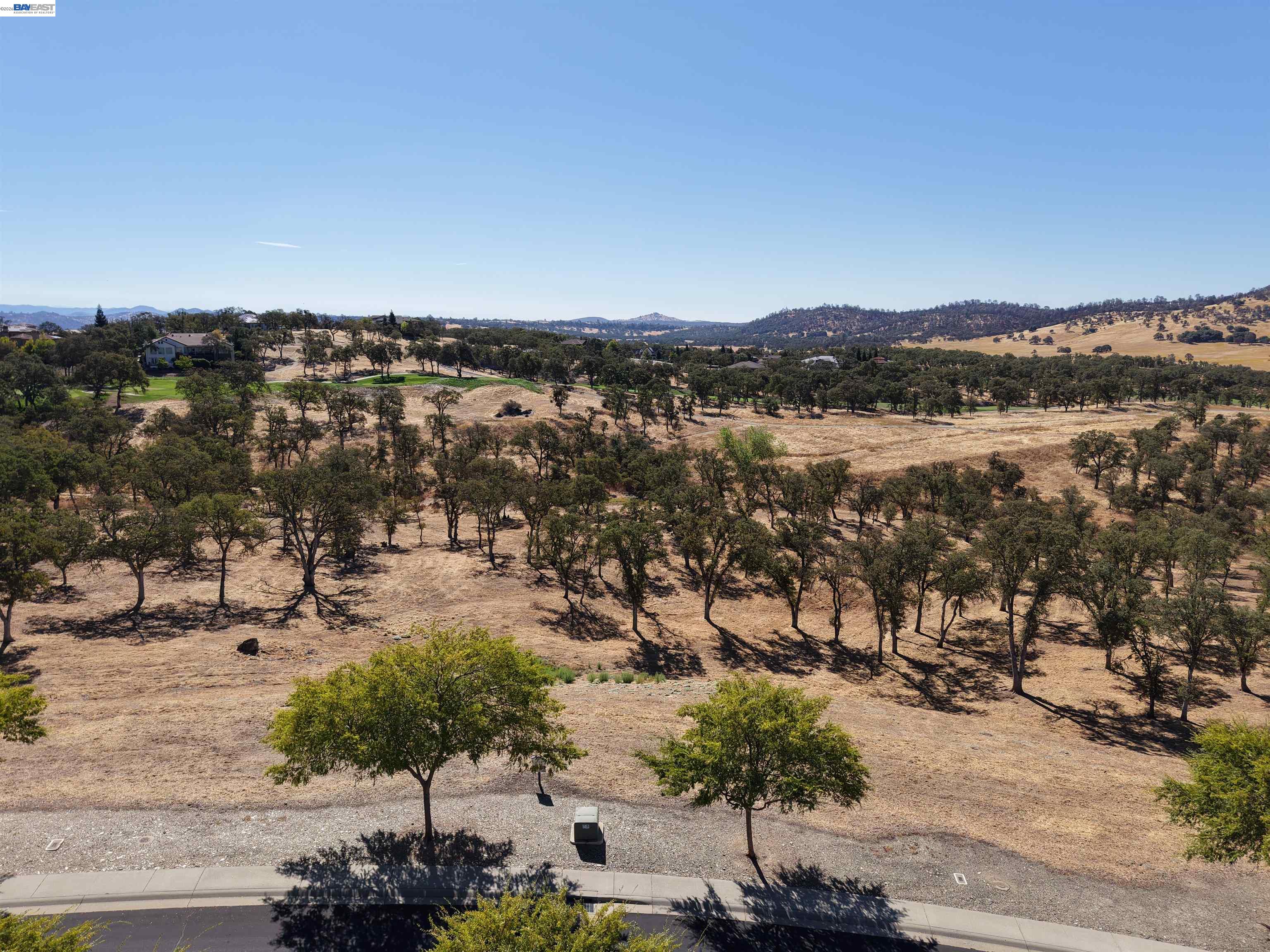 345 Hawk Ridge Copperopolis, CA 95228 - Photo 6 of 7 Gallery Image 6