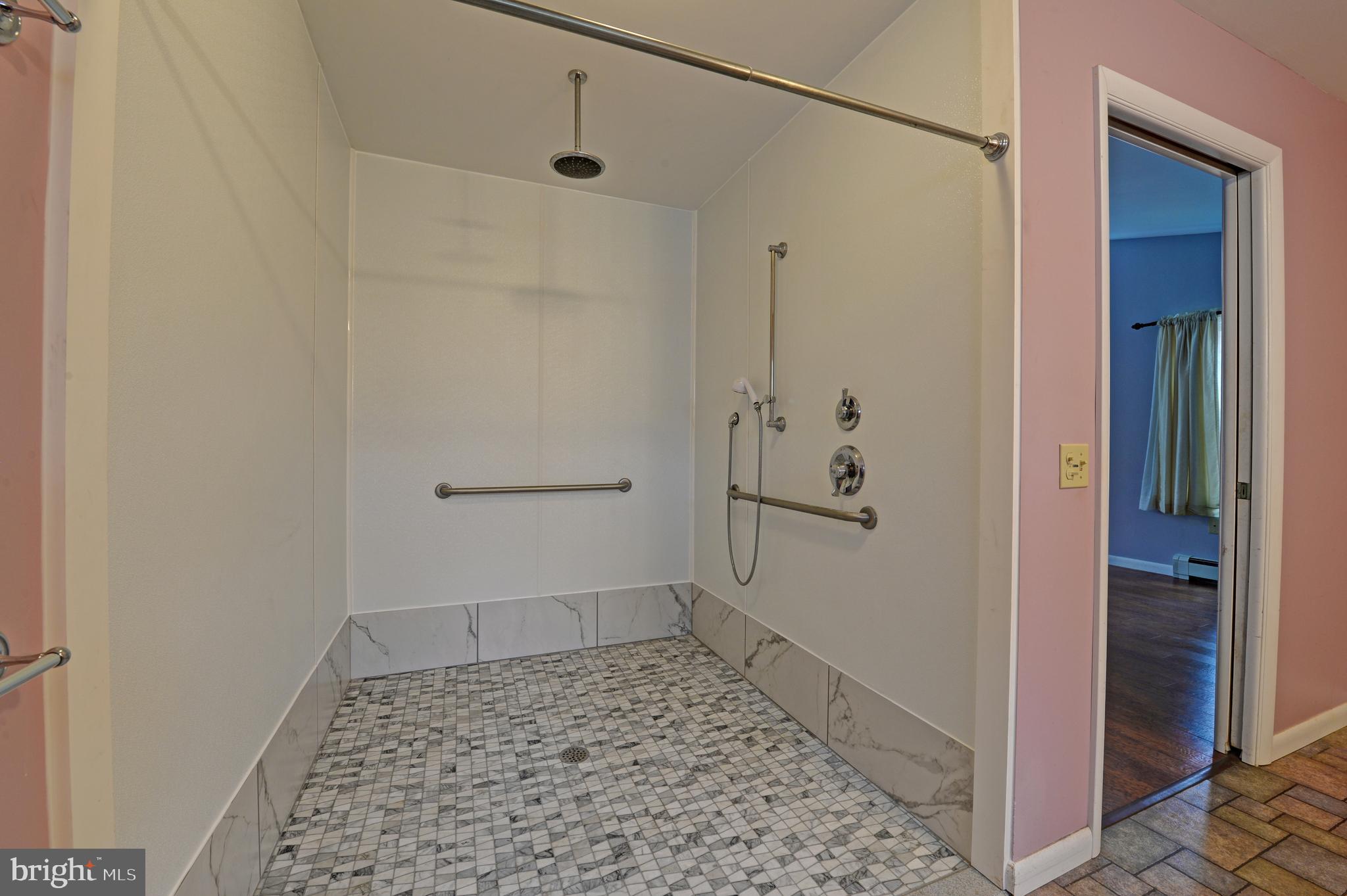 7001 Red Top Road Harrisburg, PA 17111 - Photo 14 of 31 Gallery Image 14